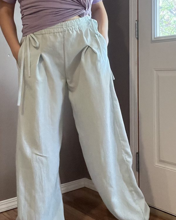 Jasmine balloon pants sewn by Kuro Kuku